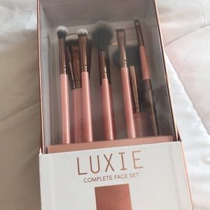 Luxie Complete Face Brush Set - Rose Gold